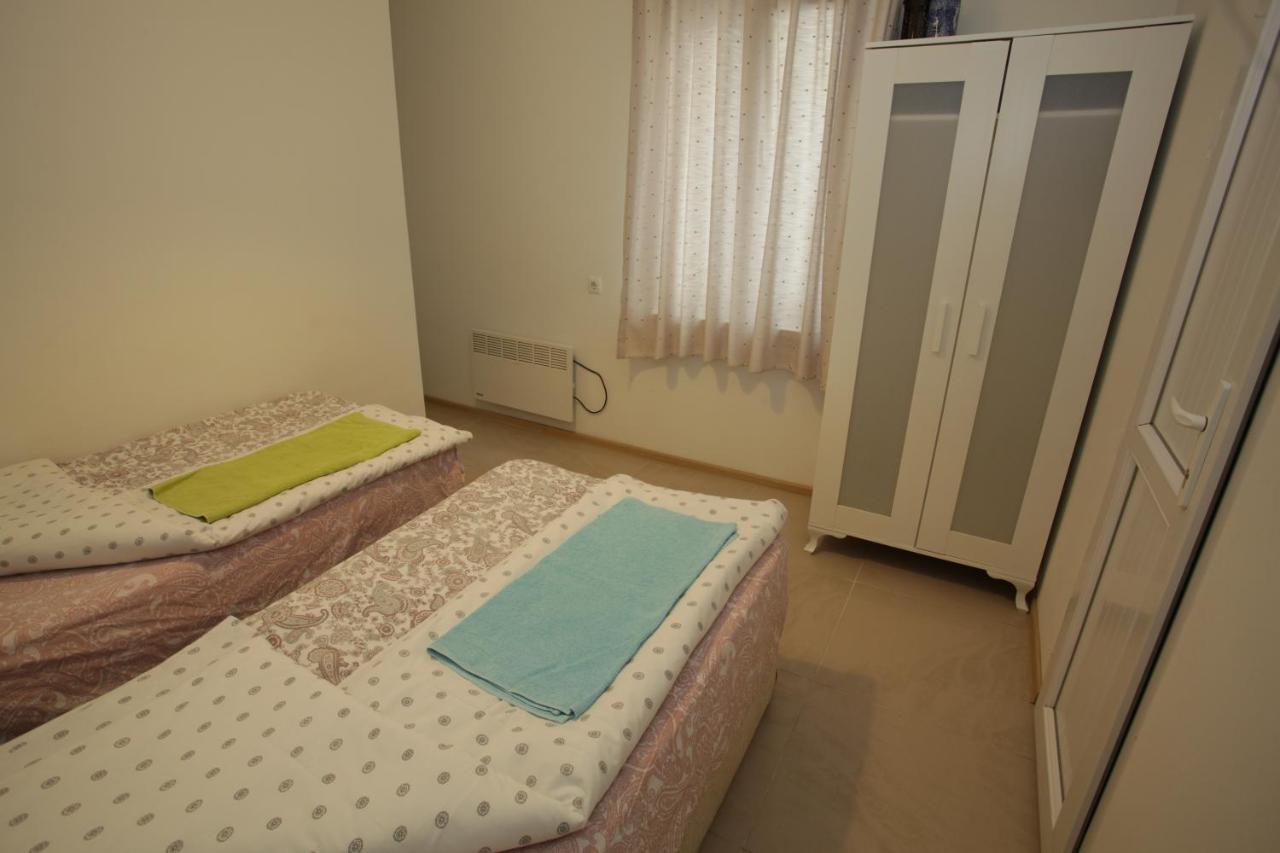 Sukhum City Mini Hotel ซุคุม ภายนอก รูปภาพ